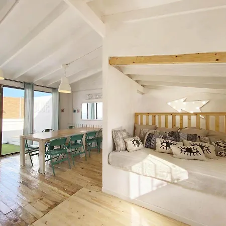 Fridays Flats Casa Aquamarine Barselona